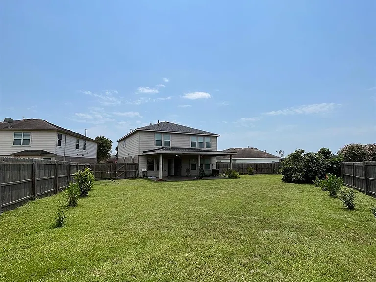 15202 Lynford Crest Dr — Photo 24