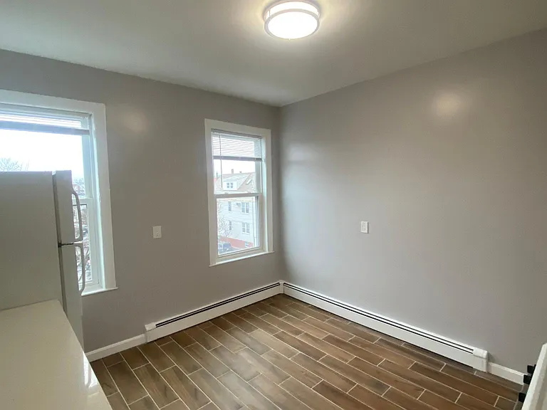 11 Houghton St #2 — Photo 19