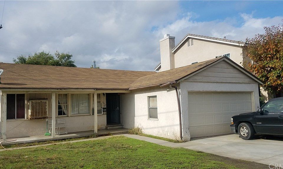 1st image of 3833 Puente Ave