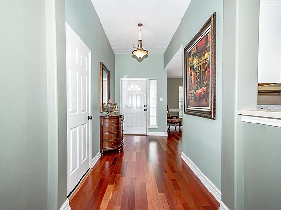 3rd image of 4109 Merlet Dr