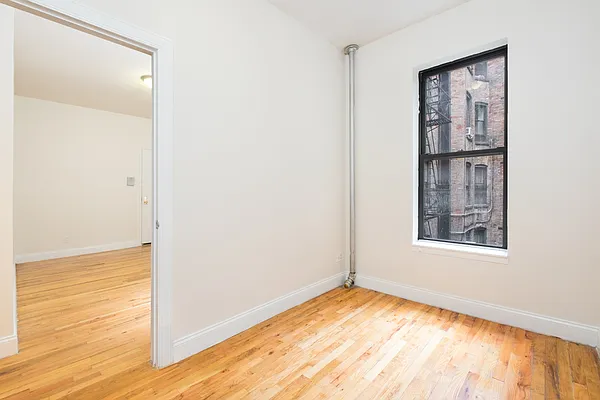 Rented by Keller Williams NYC | media 16