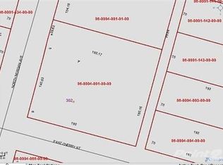 302 N Morgan Ave, Andrews, SC 29510