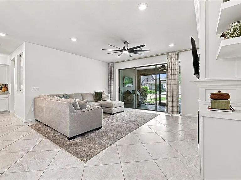 12846 Payton St — Photo 20