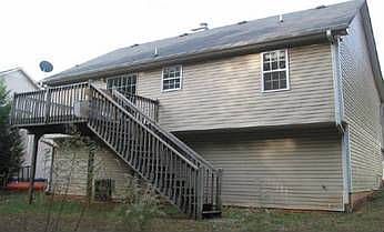 2nd image of 19 Windrush Dr