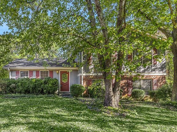 2nd image of 2654 Brocklin Dr