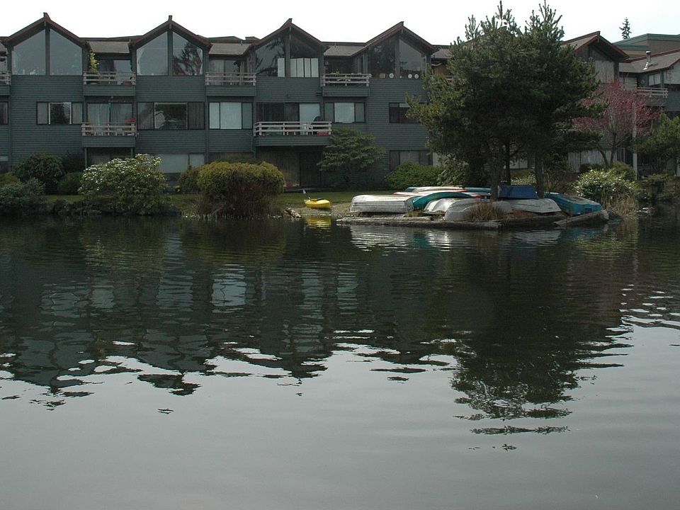 Waterfront Living
