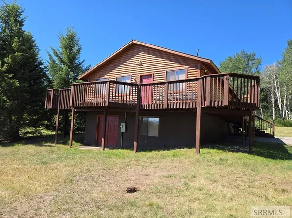 3560 Rock Creek Ln, Island Park, ID 83429