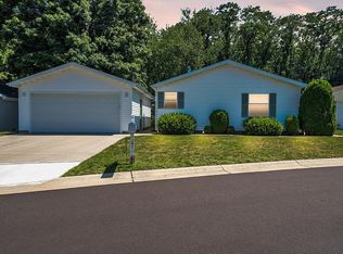 117 Block St, Williamston, MI 48895