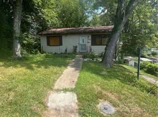 2535 Avis St, Saint Louis, MO 63136