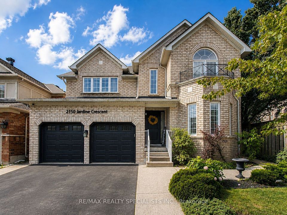 1st image of 2150 Jardine Cres