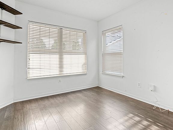 3rd image of 12177 Rockford Ct