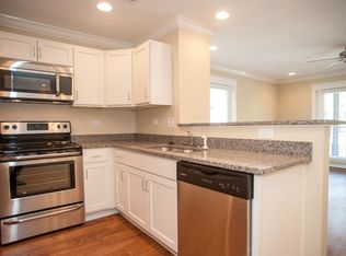 1915 Beechcrest Ct UNIT 201, Charlottesville, VA 22903