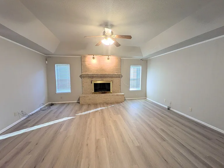 6618 Cloverbend St — Photo 10