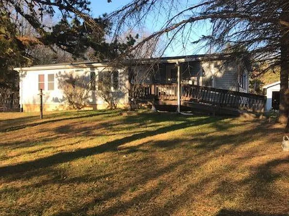 246 Flame Dr, Blakeslee, PA 18610