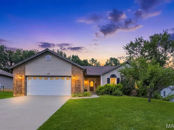 427 Timber Dr, Warrenton, MO 63383
