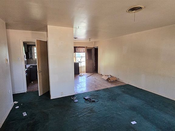 5th image of 2150 Bridge Ave