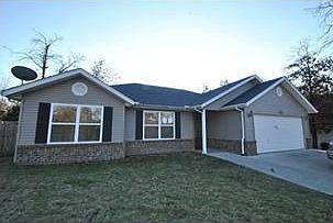 1st image of 23 Tarleton Ln