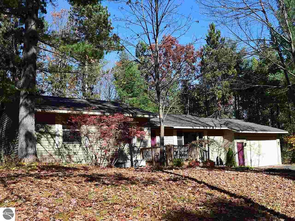1st image of 3381 Hardwood Dr