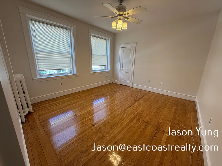 93 Kilmarnock St #12 — Photo 1