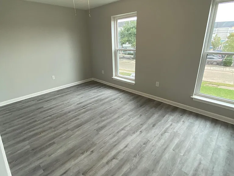 Bedroom #1