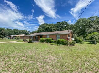 405 E Pinecrest Cir, Geneva, AL 36340