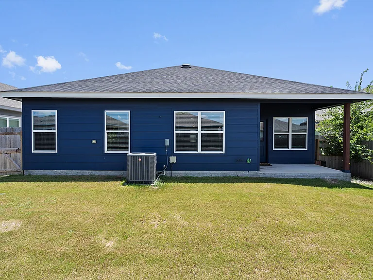 1602 Flatland Trl — Photo 30