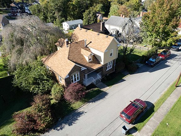 4th image of 615 Fleming Pl