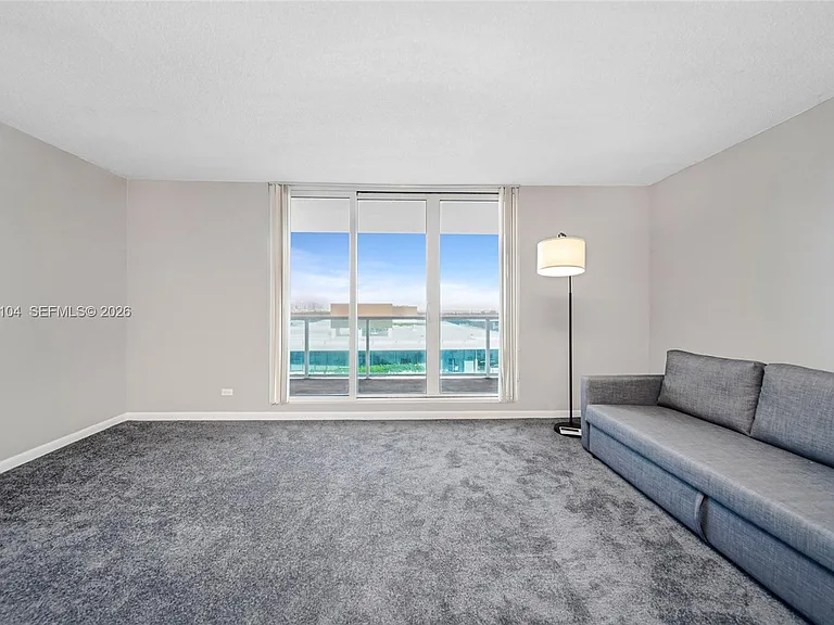 2301 Collins Ave #1030 — Photo 14