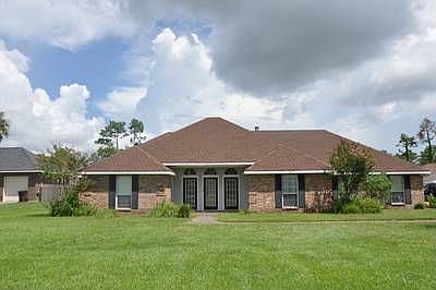 1st image of 1822 Deepwoods Dr