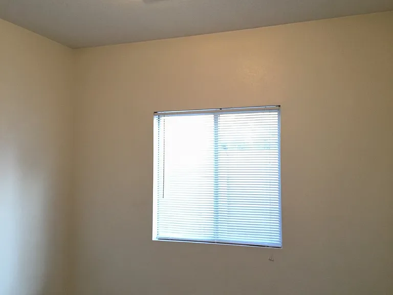 5519 Fence Lake Dr NE — Photo 12