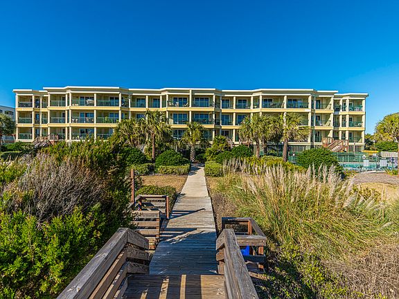 5th image of 1140 Ocean Blvd Unit 208