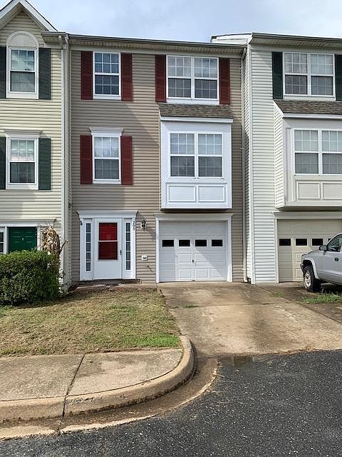 1st image of 205 Kyle Ct