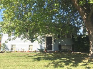 6033 Wallace Ave, Newfane, NY