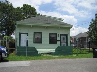 441 1st St, New Orleans, LA 70130