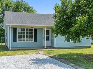 987 Stateline Rd, Oak Grove, KY 42262