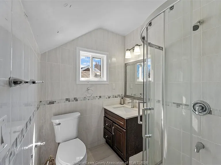 1156 Elm Ave #UPPER — Photo 5
