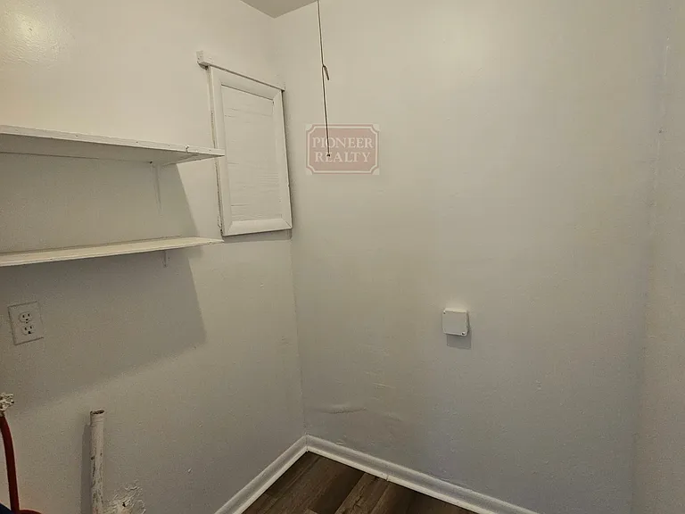 15 N Quince Ave — Photo 7