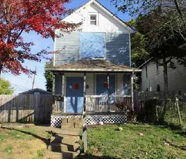 466 E Morrill Ave photo 1