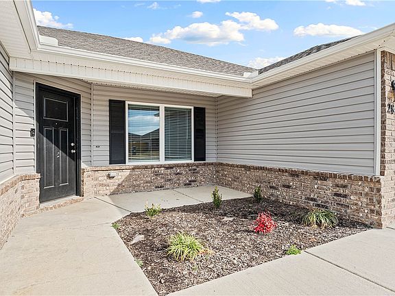 4th image of 2812 Gorman St