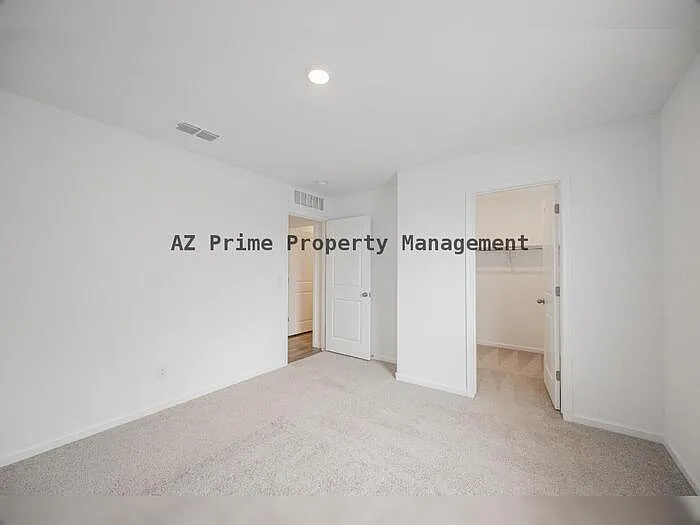 28 S Naples Ln — Photo 21
