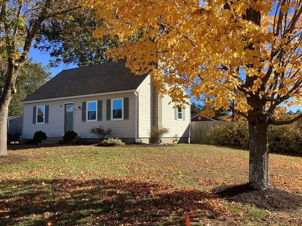 1 Droy Cir, Easthampton, MA 01027