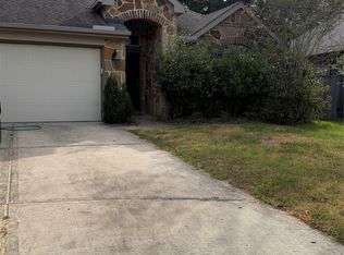 2818 Ridgecliff Ct, Conroe, TX 77301