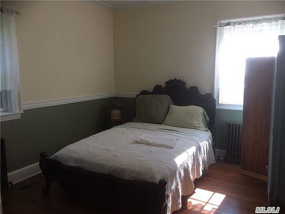 5th image of 42 Clinton Ave