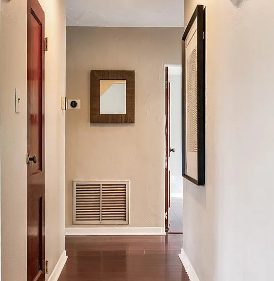 2514 W Gray St — Photo 28
