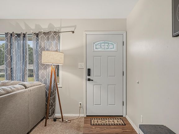 3rd image of 5438 Brighton Dr