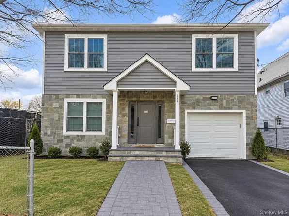 344 Bayview Avenue, Inwood, NY 11096