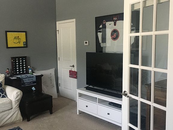 1st floor bedroom/bonus room