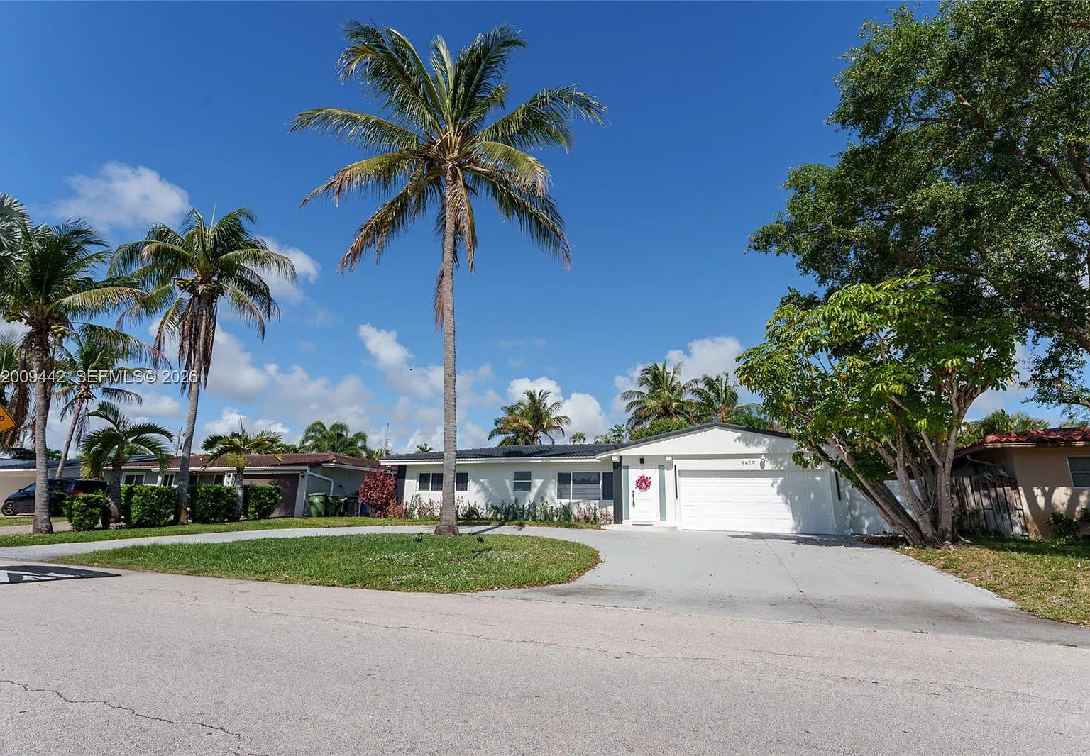 Coral Ridge Add — Photo 1