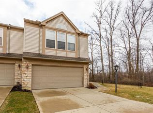 302 Bucknell Ct, Broadview Heights, OH