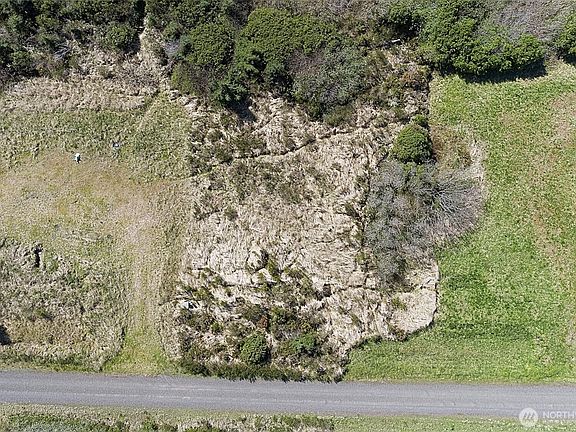 4th image of 76 Dunes Lane